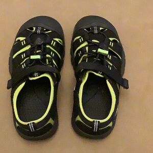 Keen Kids Newport H2 Sandals Size 1 Youth, M